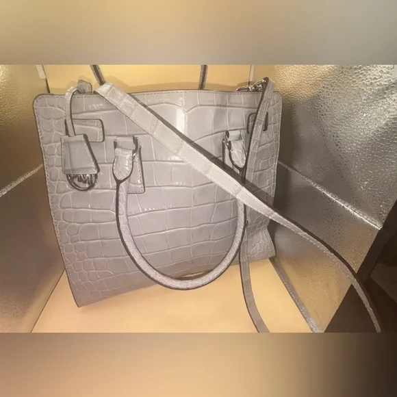 Michael Kors Leather Satchel Dove Grey Croc Embossed Dillon Purse NWOT - Picture 2 of 13
